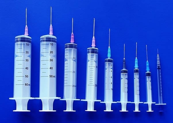 Disposable Hypodermic Syringe Medical Plastic Luer Lock Syringe For Vaccine