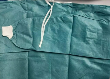 Long Sleeves Green Disposable Surgical Gown Barrier Surgical Gown Breathable